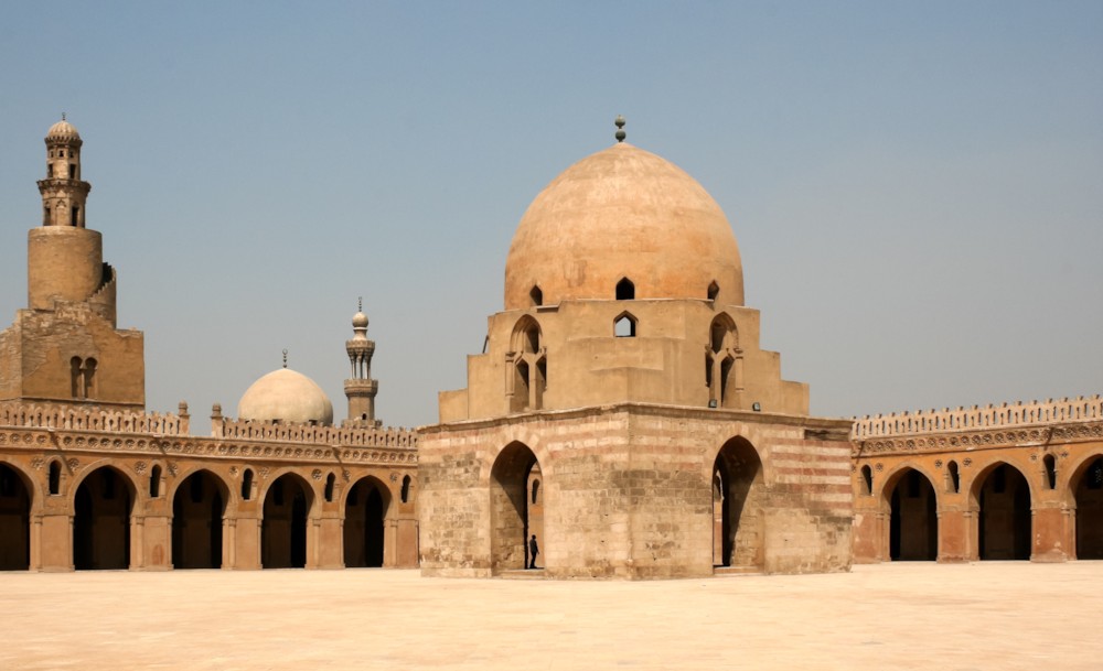 파일:Mosque_of_Ibn_Tulun,_Cairo,_Egypt4.jpg