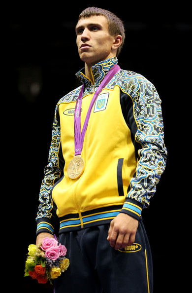 파일:Vasyl+Lomachenko+Olympics+Day+16+Boxing+703B0uFMdTGl.jpg