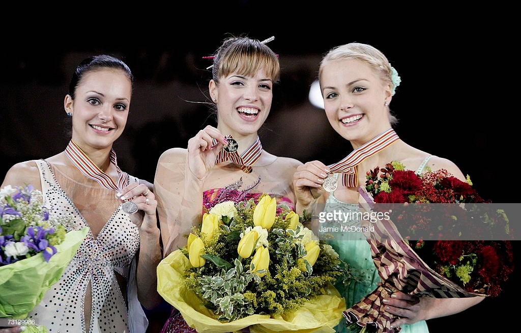 파일:2007 유럽선수권 여자싱글 포디움.jpg