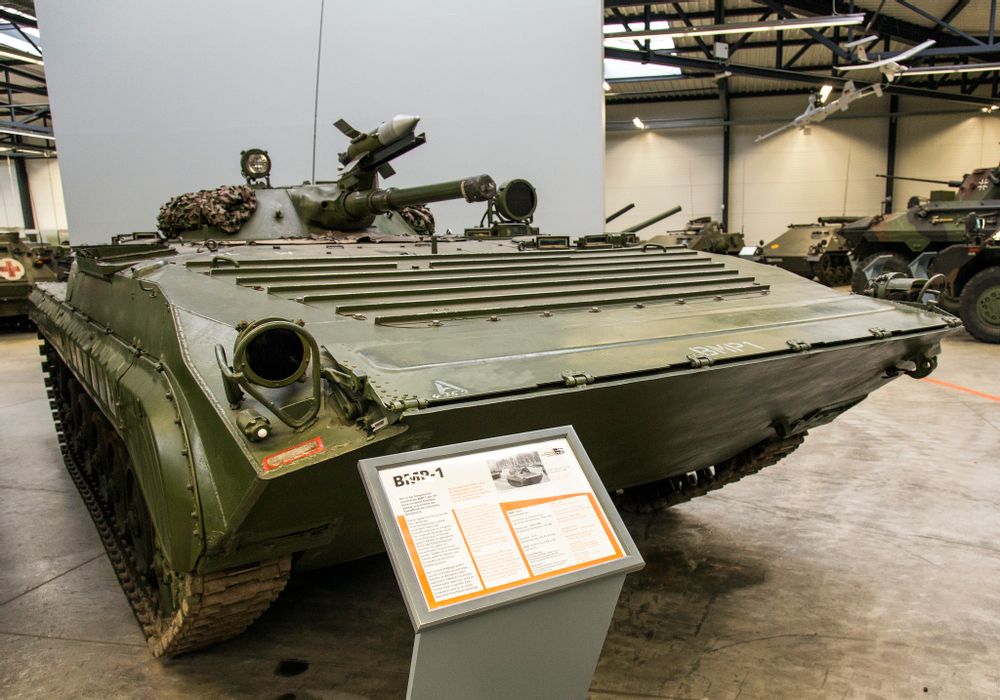 파일:Deutsches_Panzermuseum_BMP-1_SP2.jpg