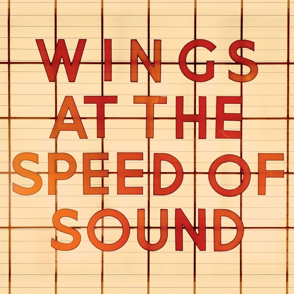 파일:wings_at_the_speed_of_sound.jpg