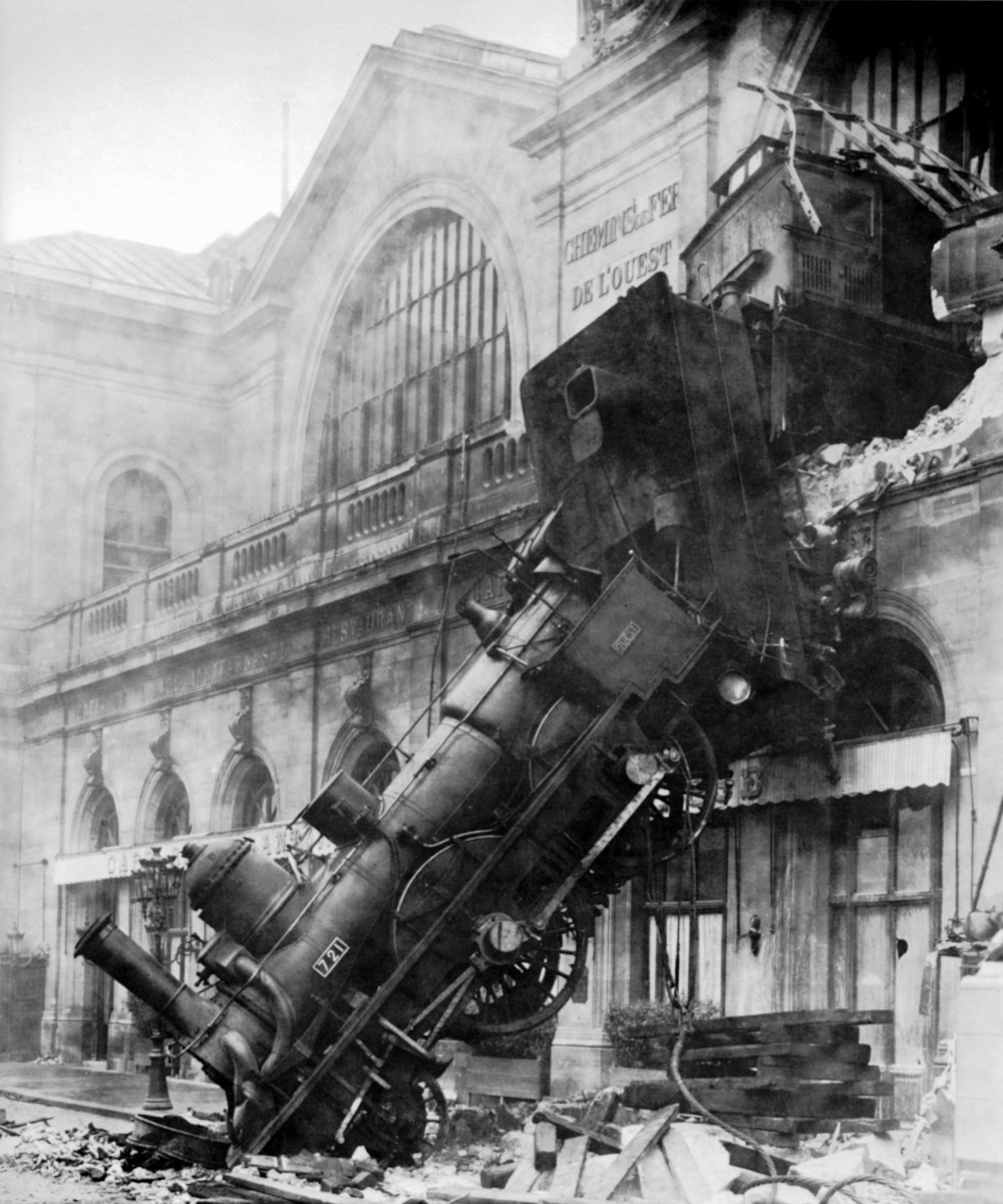 파일:external/upload.wikimedia.org/Train_wreck_at_Montparnasse_1895.jpg