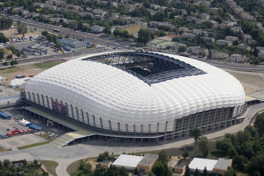 파일:Stadion Miejski (Poznań).jpg