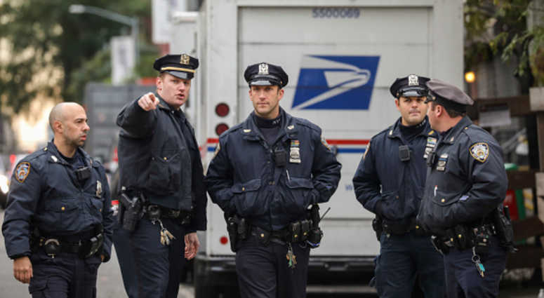 파일:A_Group_Of_NYPD_Officers.jpg