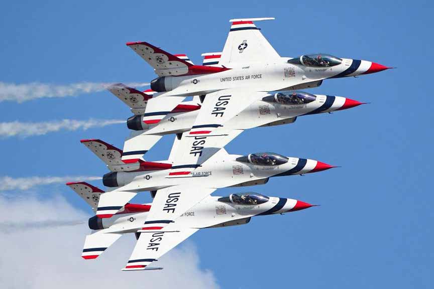 파일:external/www.nbbd.com/USAF-Thunderbirds.jpg