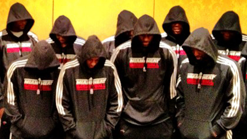 파일:external/www.cbc.ca/heat-hoodies-trayvon-martin.jpg