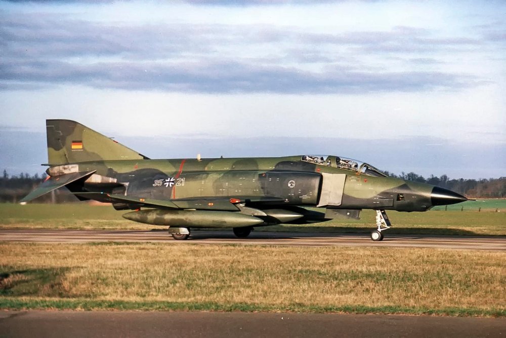 이미지:RF-4E_Luftwaffe_63ac31cd377ab.jpg