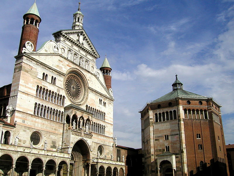 파일:800px-Cremona_Duomo.jpg