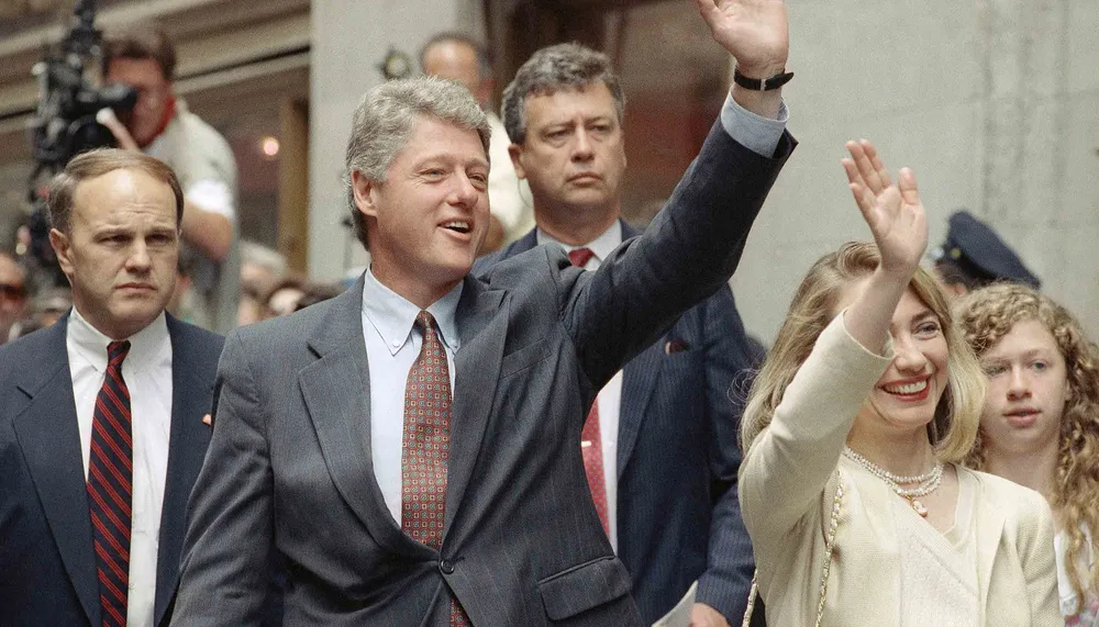 파일:Clinton 1992.jpg