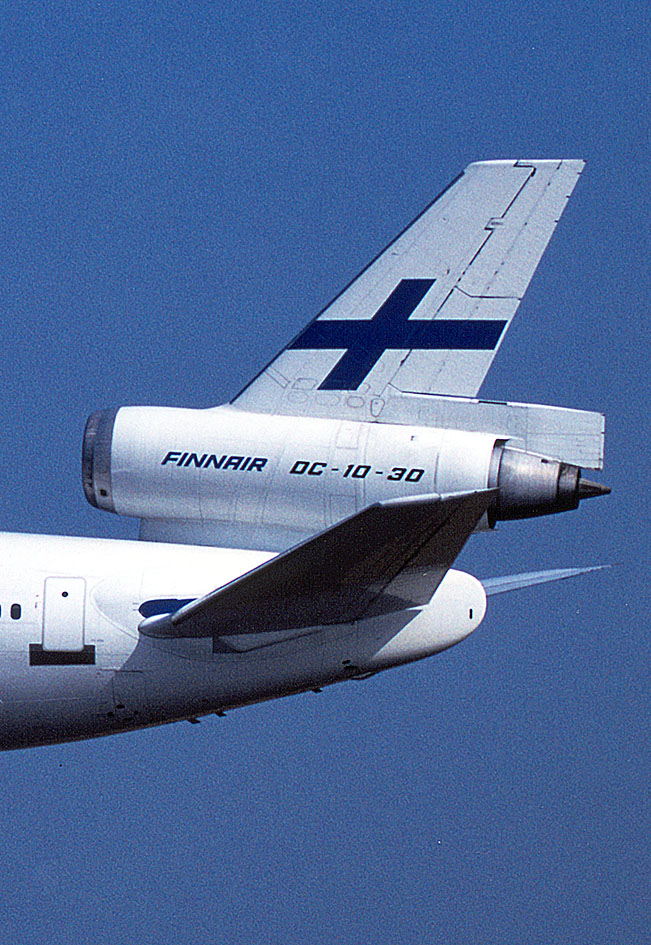 파일:external/upload.wikimedia.org/Finnair_McDonnell_Douglas_DC-10-30_tail.jpg