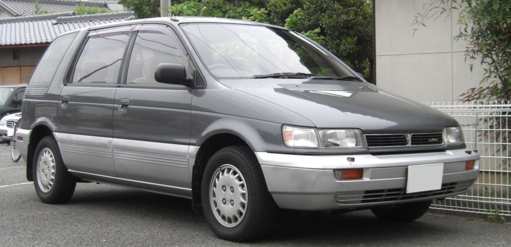 파일:external/upload.wikimedia.org/1991-1994_Mitsubishi_Chariot.jpg