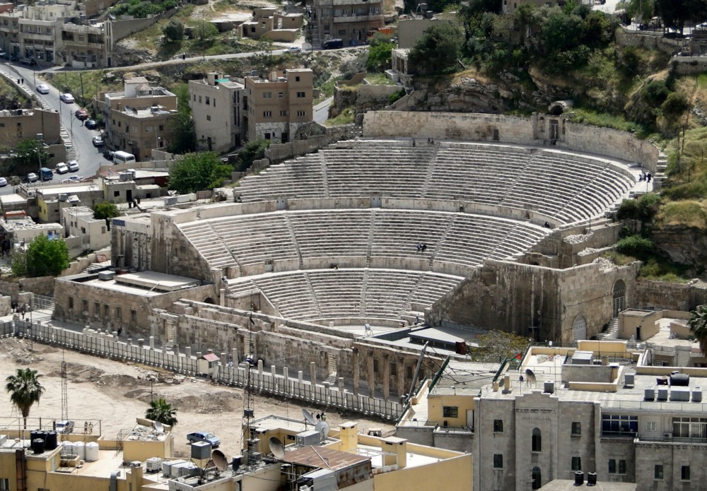 파일:Roman_theater_of_Amman_01.jpg