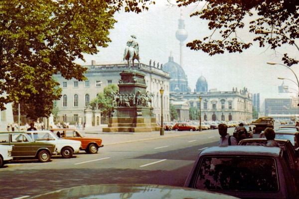파일:Berlin-1970s.jpg