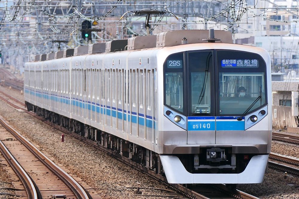 파일:Tokyo-Metro-Series05_140.jpg