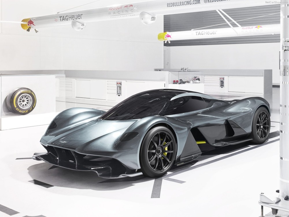 파일:Aston_Martin-AM-RB_001_Concept-2016-1600-01.jpg
