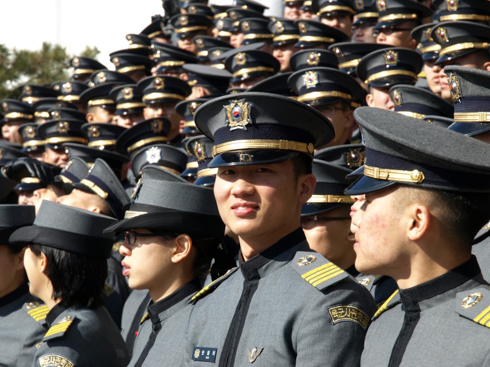 파일:KMA_cadets_visit_USAG_Yongsan.jpg