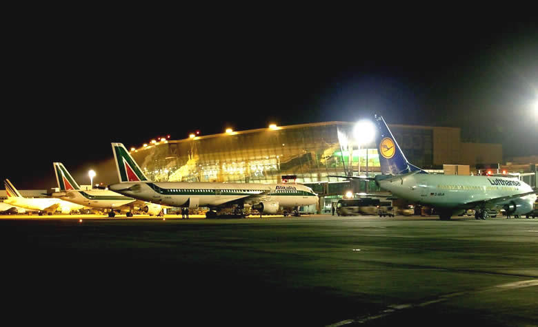 파일:external/romecab.eu/rome-fiumicino-airport-transfers.jpg
