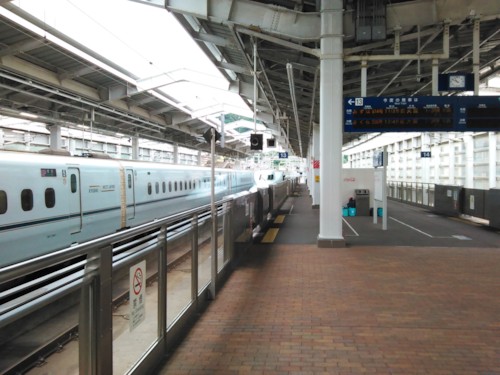 파일:Kagoshimachuo_Shinkansen-pf.jpg