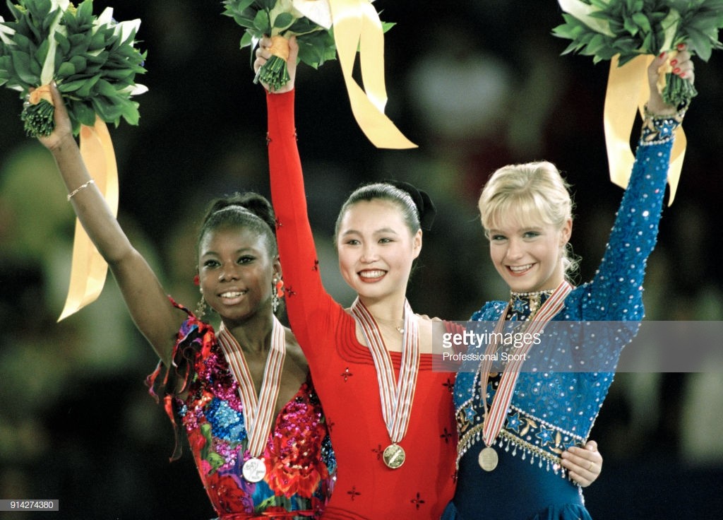 파일:1995 세계선수권 여자싱글 포디움.jpg