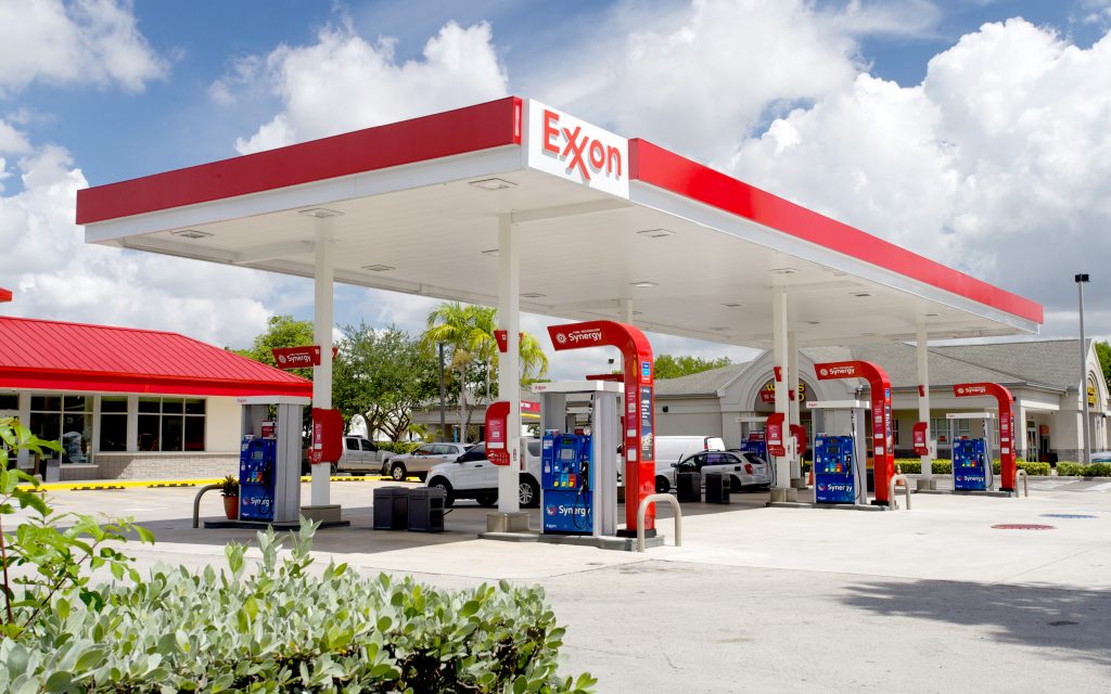 파일:Exxon station.jpg