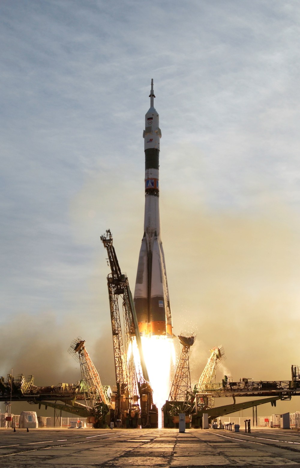 파일:external/upload.wikimedia.org/Soyuz_TMA-5_launch.jpg