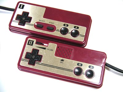 파일:Famicom_controllers.jpg
