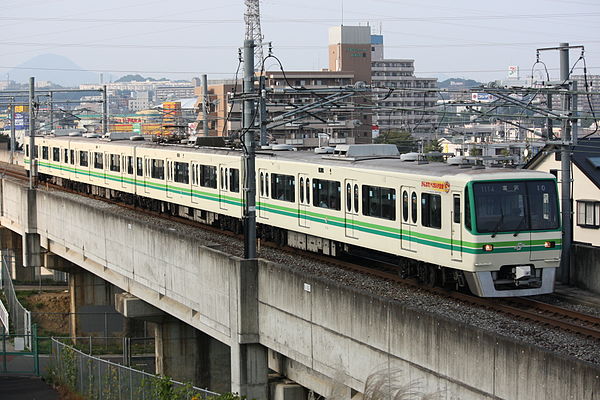 파일:external/upload.wikimedia.org/600px-Sendai_subway_1014_20081021.jpg