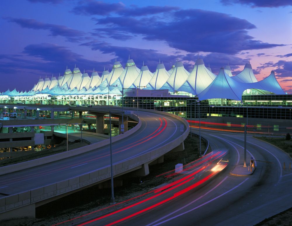 파일:Denver Int'l Airport.jpg