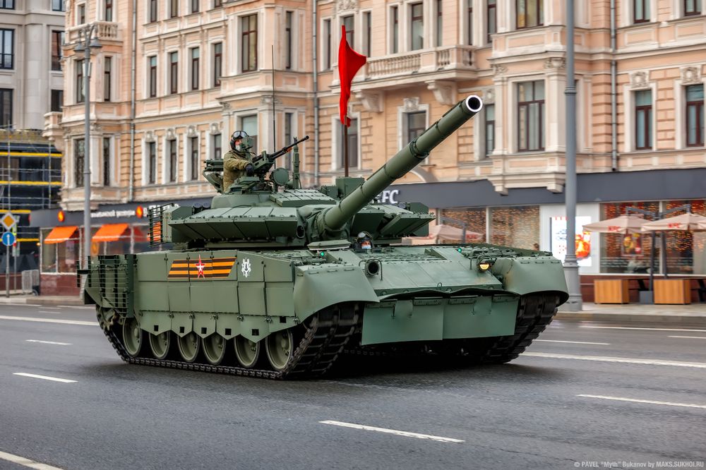 파일:T-80BVM Rehearsal of the victory Parade in Moscow 2021.jpg