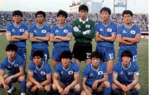 파일:1989-대한민국축구국가대표팀-보조유니폼.jpg 