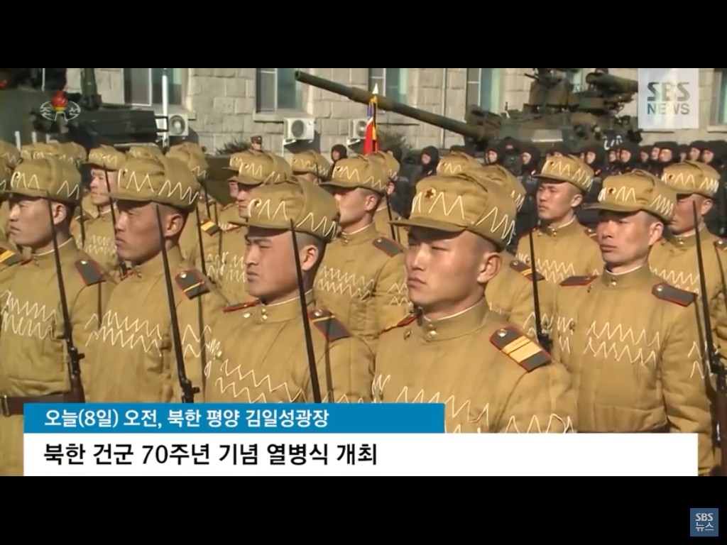 파일:6.25 북한 육군 사병 동계복.jpg
