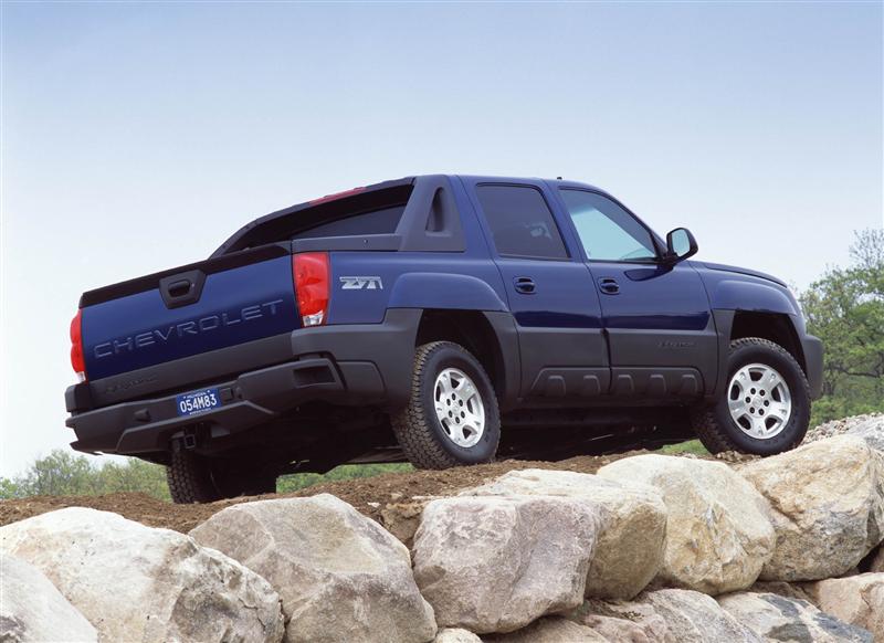 파일:external/www.conceptcarz.com/2003-Chevrolet-Avalanche-Truck-Image-06-800.jpg