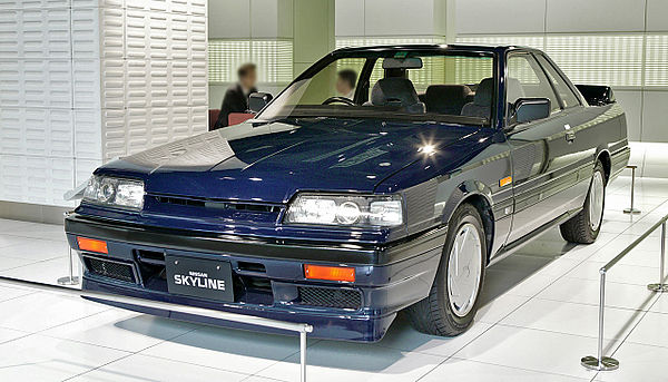 파일:external/upload.wikimedia.org/600px-Nissan_Skyline_R31_2000_GTS-R_002.jpg