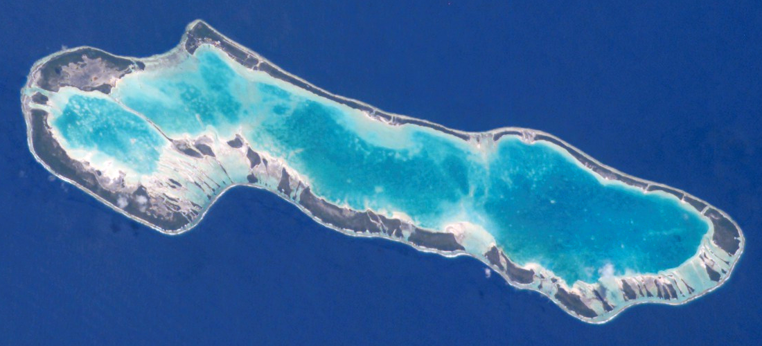 파일:Anaa-atoll-ISS007-E-14624.png