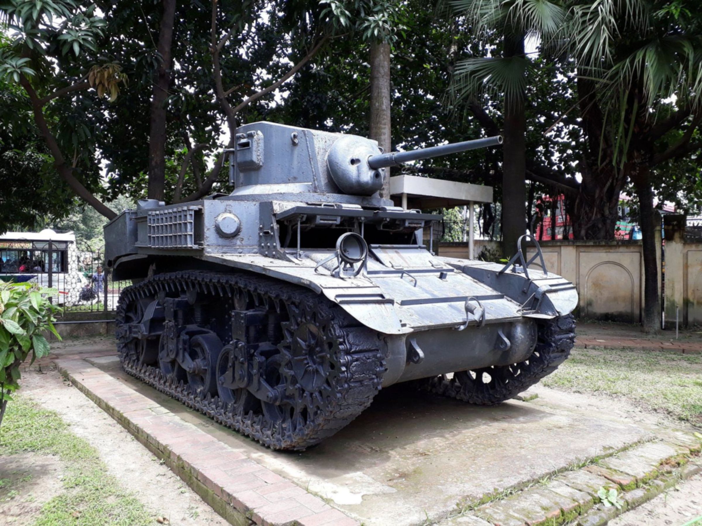 파일:Bangladesh_Military_Museum_M3_stuart.jpg