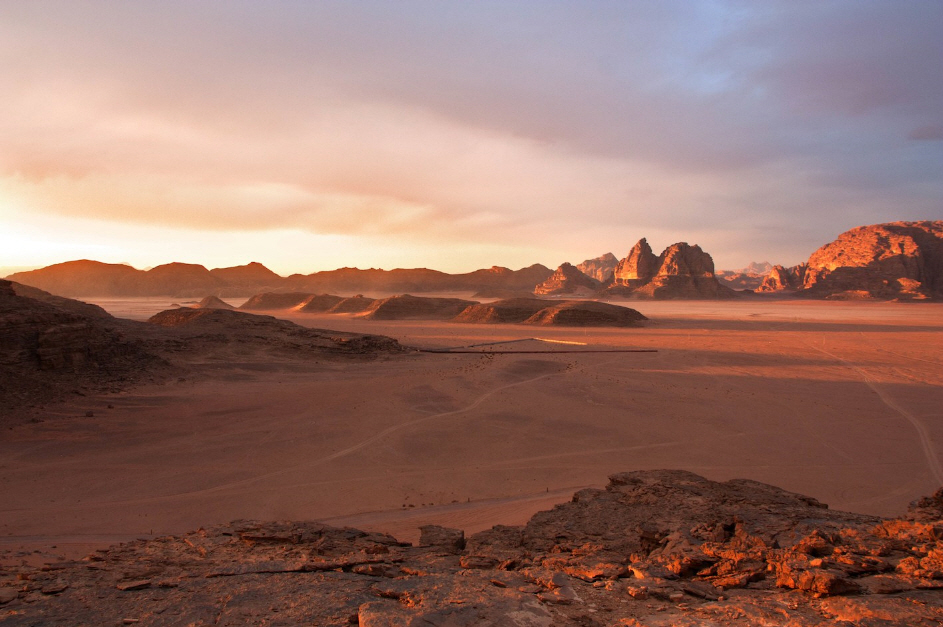 파일:Wadi Rum.jpg