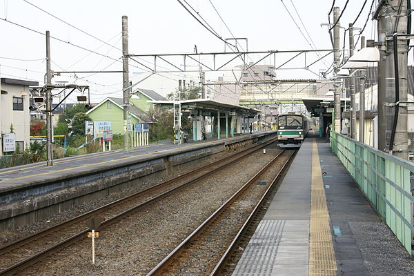 파일:external/upload.wikimedia.org/600px-Minami-Furuya_20081011.jpg