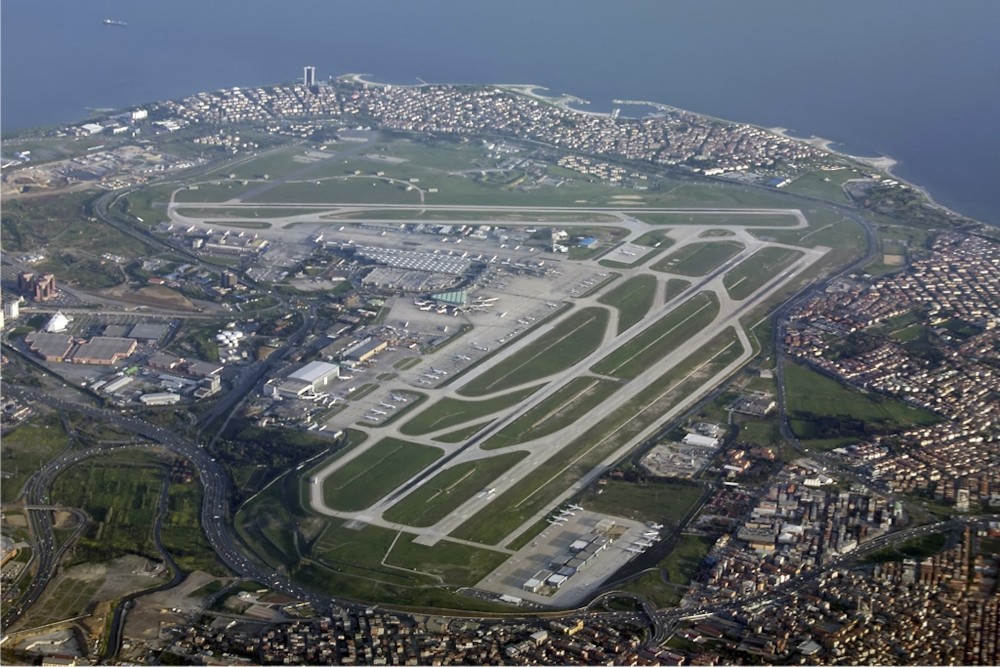 파일:external/upload.wikimedia.org/Ataturk_Airport_overview_Karakas.jpg