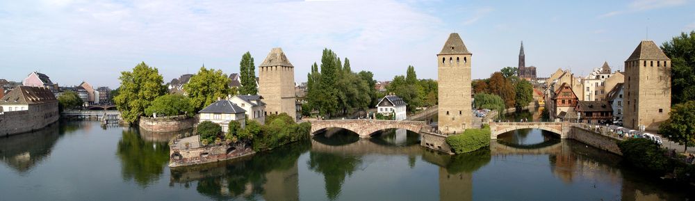 파일:Strasbourg_-_Ponts_Couverts_vus_de_la_terrasse_panoramique.jpg