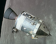 파일:external/upload.wikimedia.org/180px-Apollo_CSM_lunar_orbit.jpg