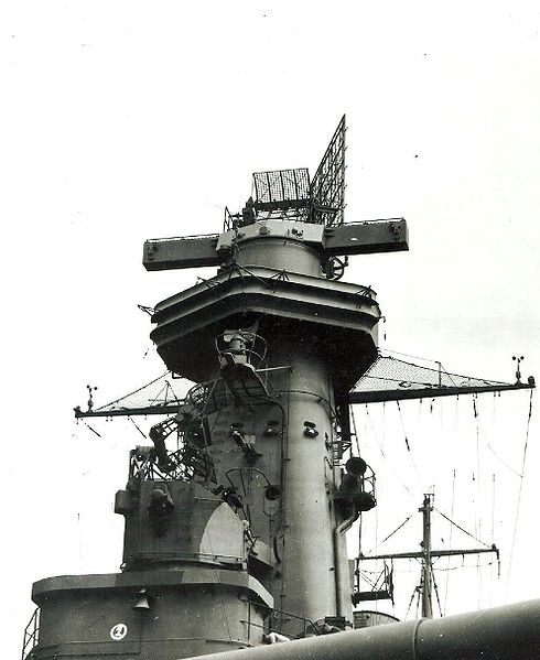 파일:external/upload.wikimedia.org/490px-USS_Washington_%28BB-56%29_tower_foremast_view.jpg
