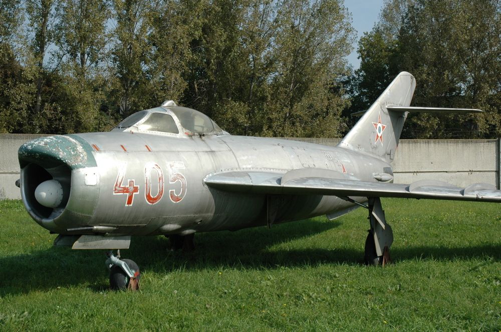 파일:MiG-17PF_2.jpg
