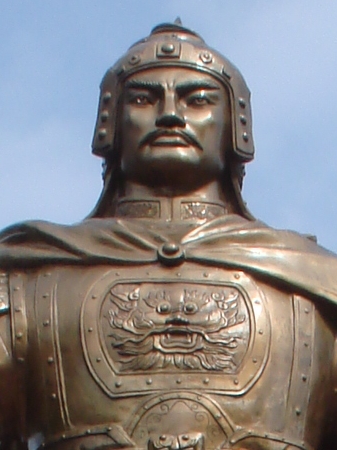 파일:external/upload.wikimedia.org/Quang_Trung_statue_03.jpg