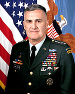 파일:external/upload.wikimedia.org/150px-General_Henry_Shelton%2C_official_portrait_2.jpg