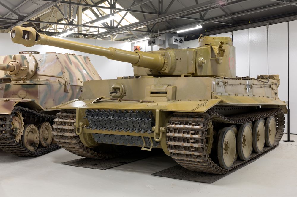 파일:Panzerkampfwagen_VI_Ausfuhrung_E_(Tiger_131)_front-left2_2017_Bovington.jpg