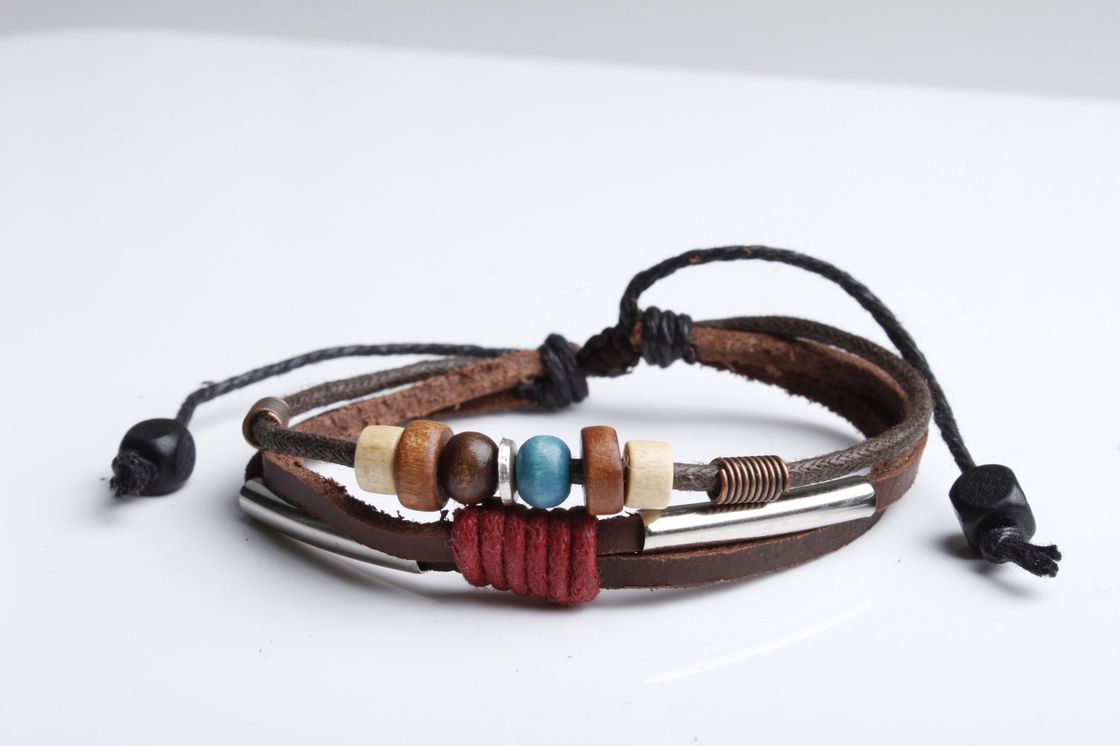 파일:external/www.bracelet-jewellry.com/pl731498-handmade_fashion_custom_leather_bangle_bracelets_vob0016.jpg