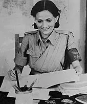 파일:170px-Private_Begum_Pasha_Shah_of_the_WAC_(1)_on_duty_in_the_Orderly_Room_of_an_RAF_station_in_India,_August_1943.jpg