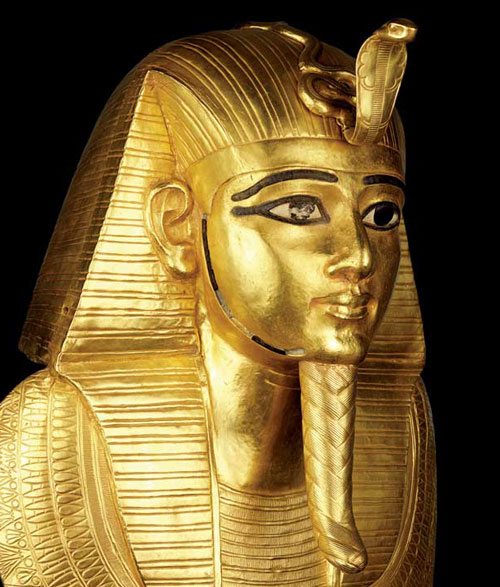 파일:Psusennes-Gold-Mask-Side-View.jpg