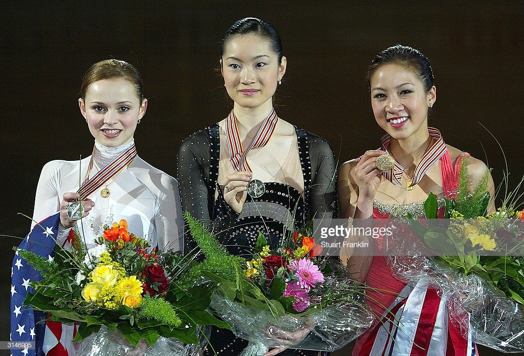 파일:2004 세계선수권 여자싱글 포디움.jpg