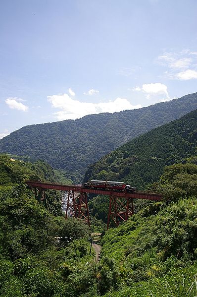 파일:external/upload.wikimedia.org/398px-Tateno_Bridge.jpg